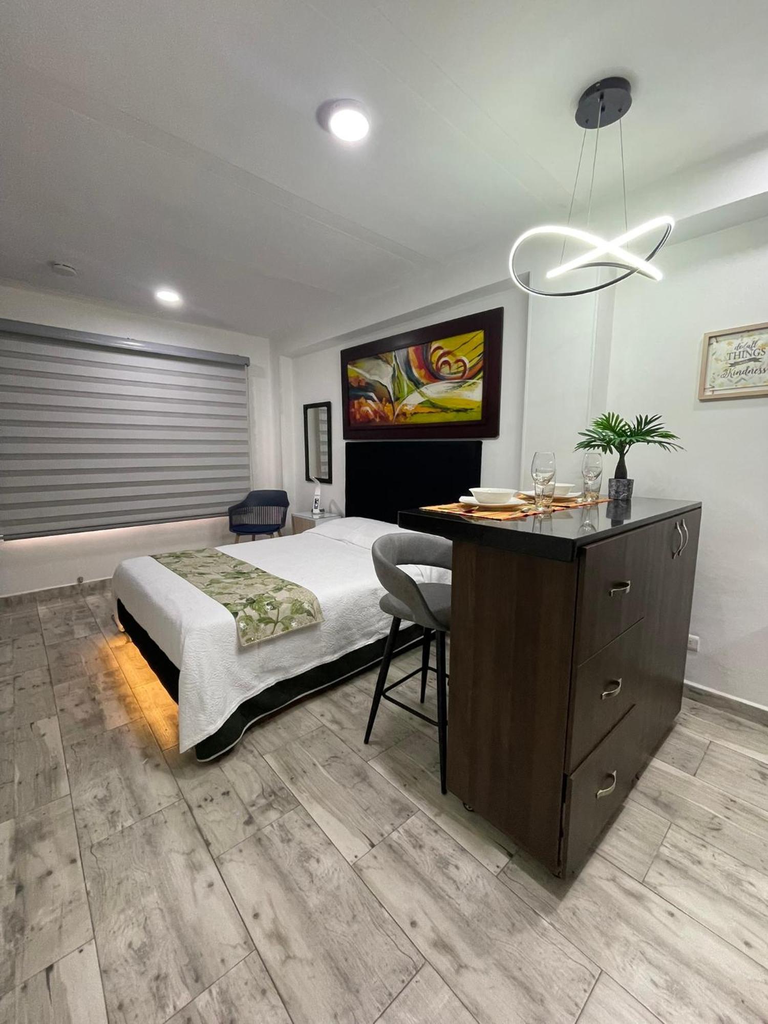 Pretty & Modern Private 202 * Cali